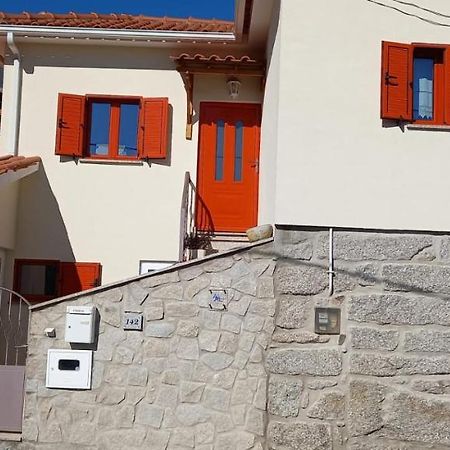 Albergue De Moes - Casa Do Ladrilho Exteriér fotografie
